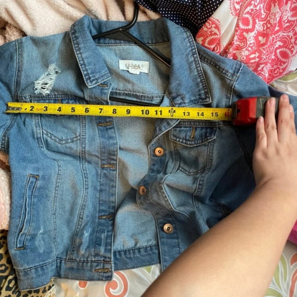 Distressed denim jacket - Picture 3 of 7